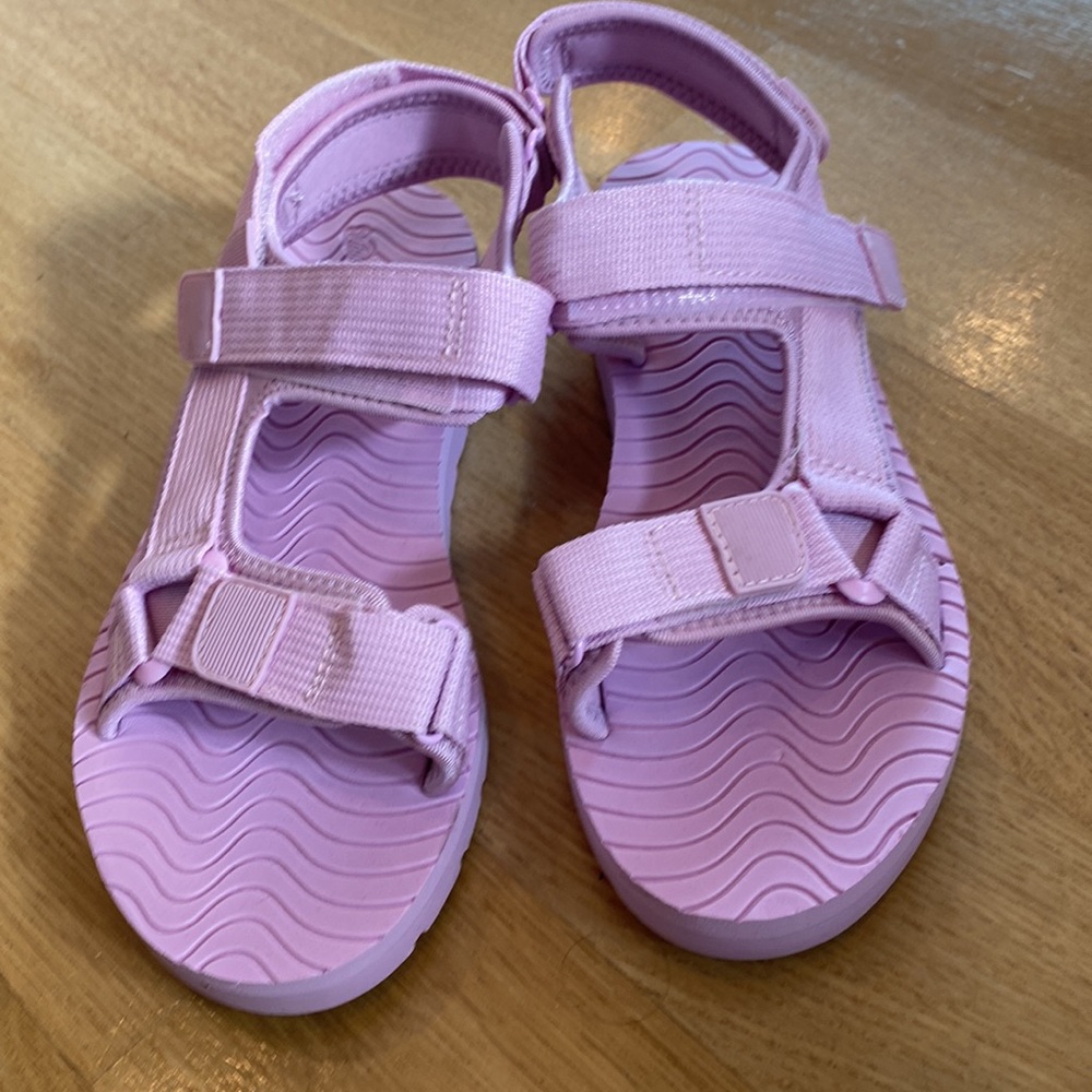 Lavender sports sandals like Teva’s